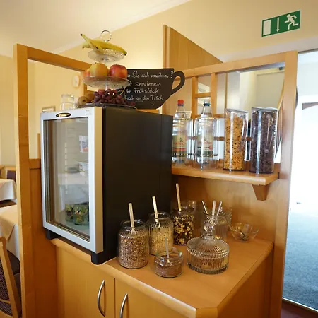 Hotel Sauer Garni-3